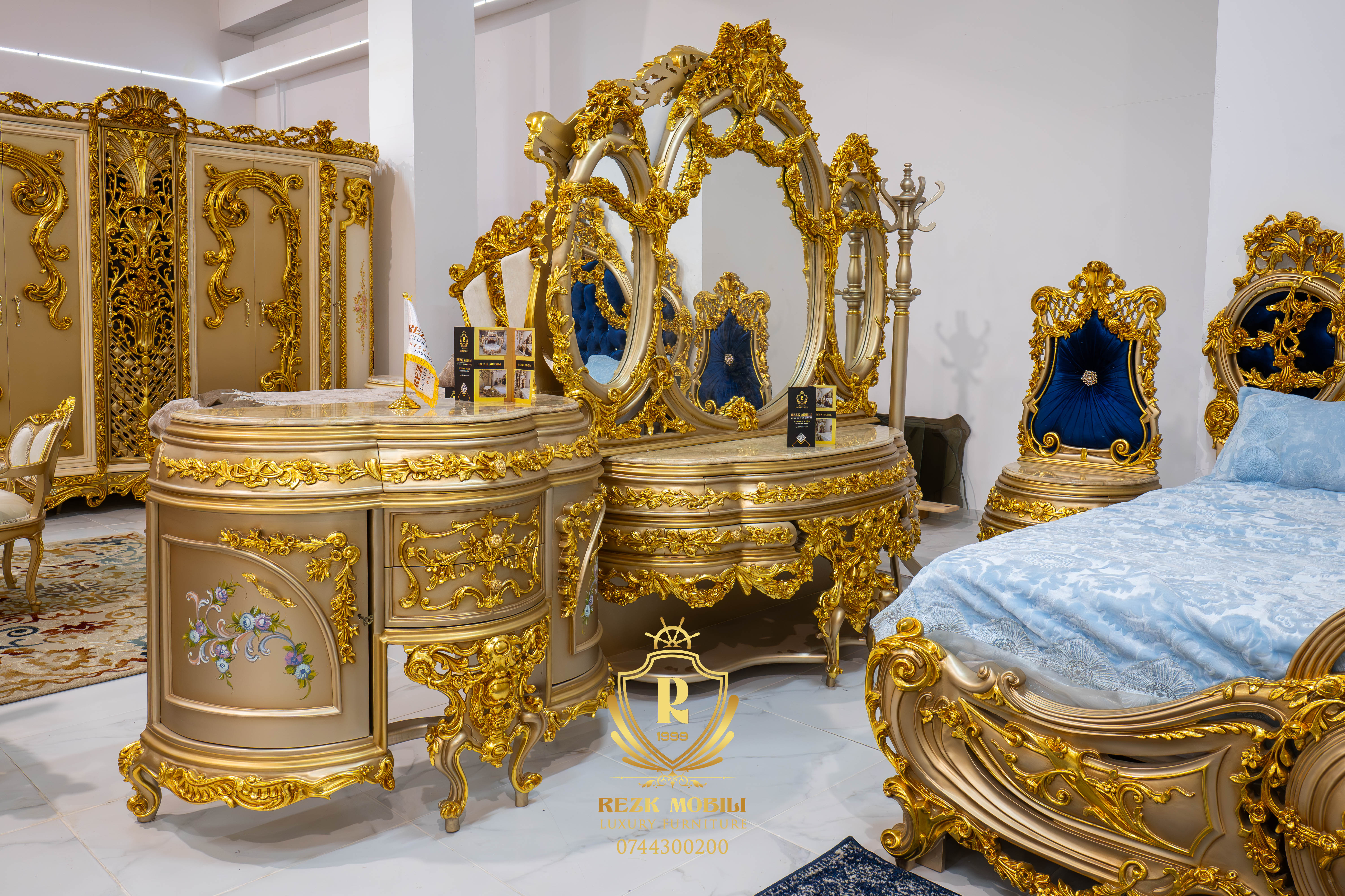 8. Flower Vase - Imagine 5