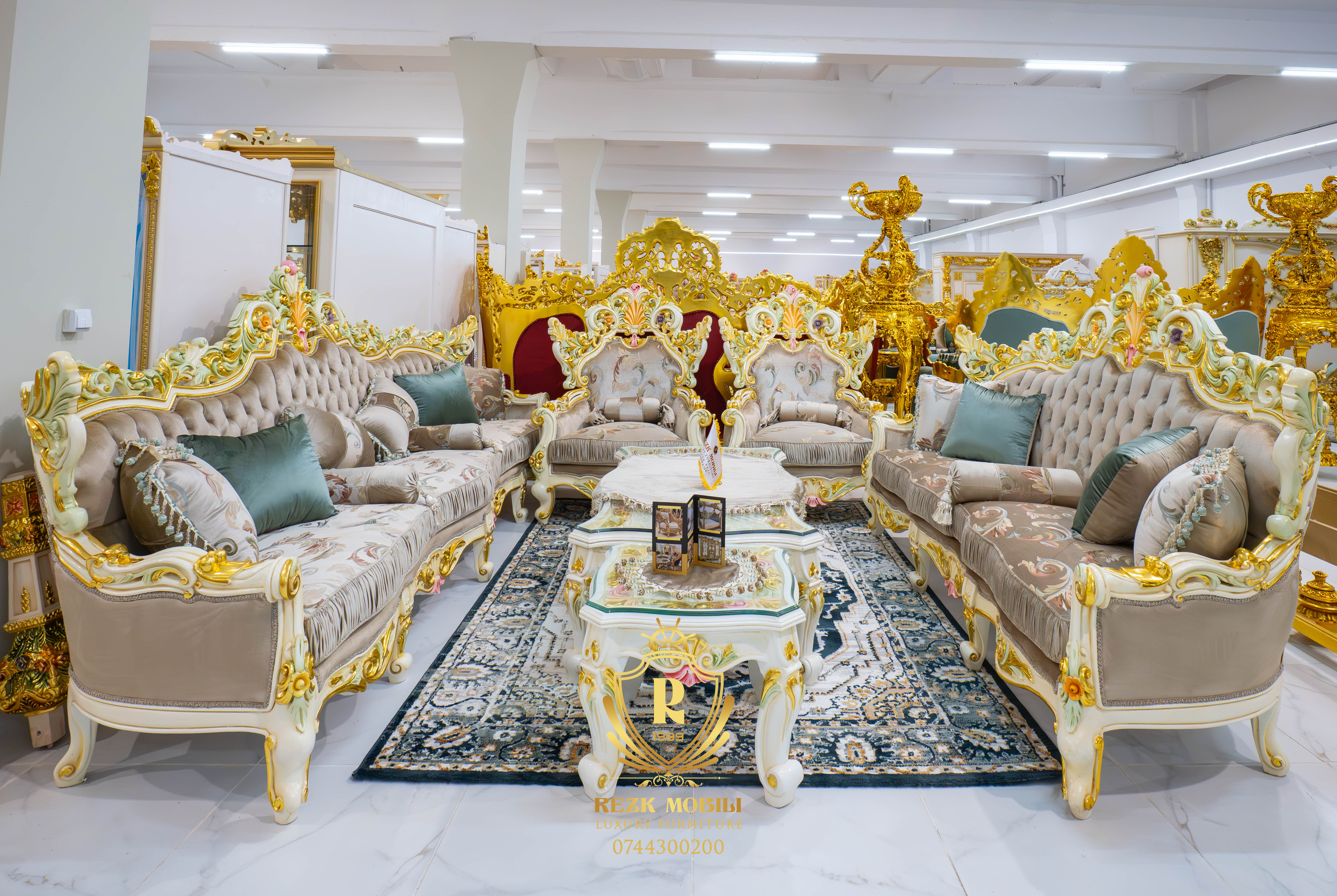 1. Set Canapea American